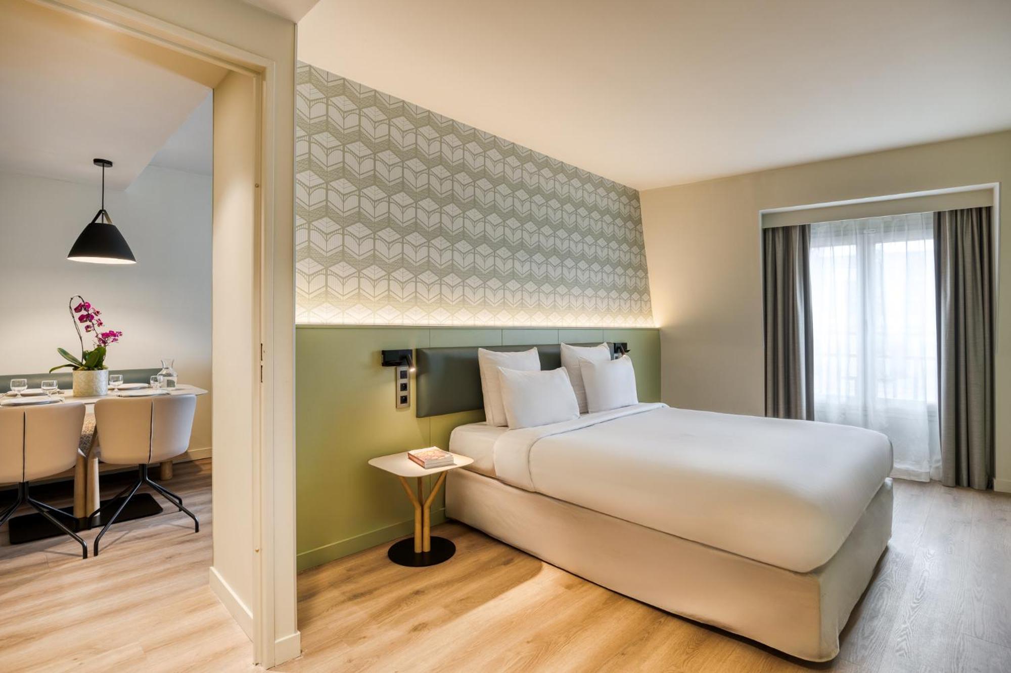 몽토르게이 거리 근처 호텔 2곳: 중심가 숙소 완전 비교